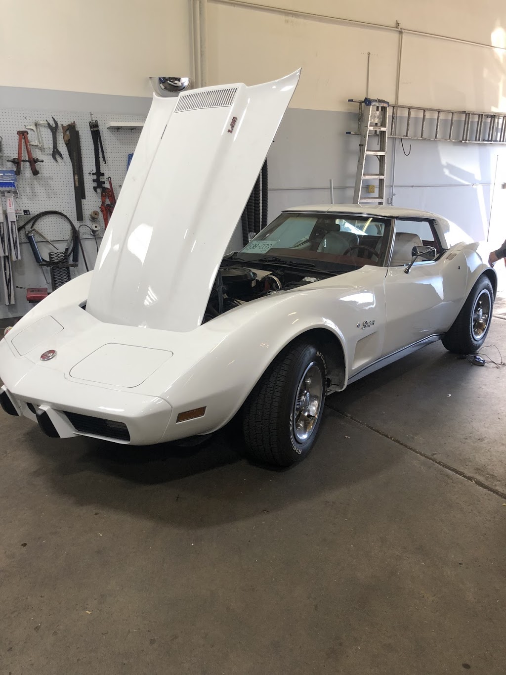 White Rock Automotive Services | 15515 24 Ave #72, Surrey, BC V4A 2J4, Canada | Phone: (604) 535-6600