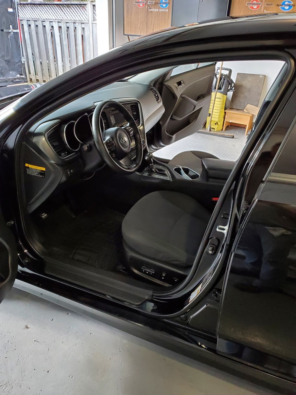 Tims Auto Spa | 3318 Frances Ave, Niagara Falls, ON L2J 2H9, Canada | Phone: (905) 941-4821