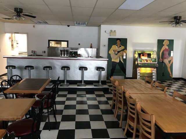 Hosss Diner | 2544 County Rd 64, Carrying Place, ON K0K 1L0, Canada | Phone: (613) 392-7257