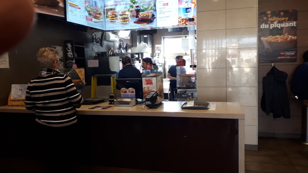 McDonalds | 1323 Rue dActon, Acton Vale, QC J0H 1A0, Canada | Phone: (450) 546-7988