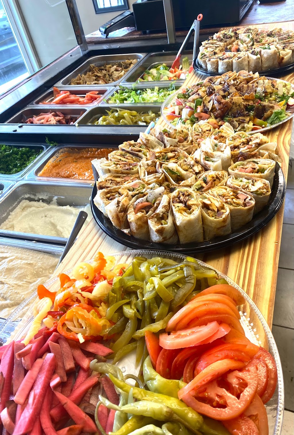 K&W Shawarma | 180 Lees Ave, Ottawa, ON K1S 5J6, Canada | Phone: (613) 421-0247
