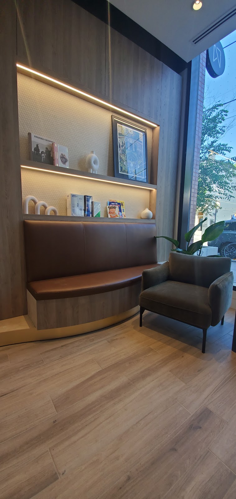 Dent Leslieville | 875 Queen St E, Toronto, ON M4M 1J2, Canada | Phone: (647) 947-1113