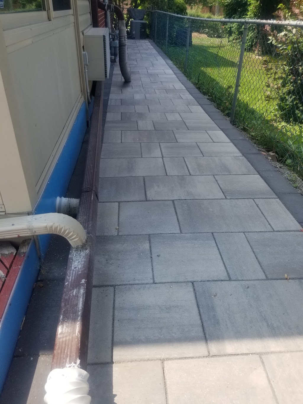 CA INTERLOCK LANDSCAPING | 13 Merry Brook Ln, Markham, ON L3R 4T2, Canada | Phone: (647) 830-4999