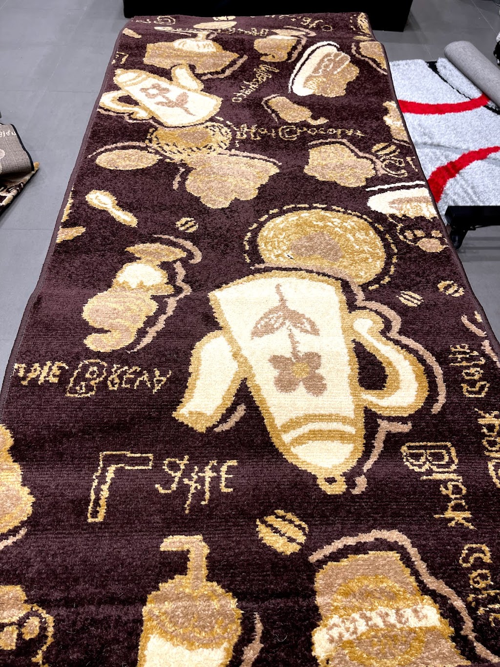 Tapis Lina | CENTRE LAVAL, 1600 Boul. le Corbusier local 12, Laval, QC H7S 1Y9, Canada | Phone: (438) 924-0147