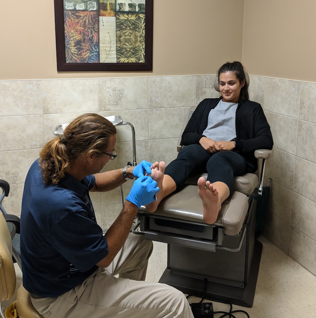 The Hamilton Foot Clinic | 1508 Upper James St #225, Hamilton, ON L9B 1K3, Canada | Phone: (905) 385-4251