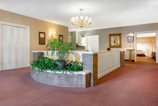 Résidences funéraires Collins Clarke MacGillivray White Funeral  | 222, Autoroute 20, Pointe-Claire, QC H9S 3X6, Canada | Phone: (514) 483-1870