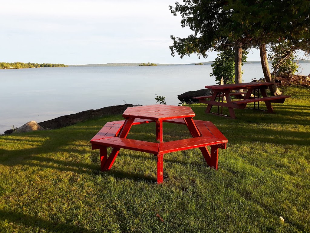 Wee Point Resort | RR 1 Bidwell Rd, Manitowaning, ON P0P 1N0, Canada | Phone: (705) 859-3129