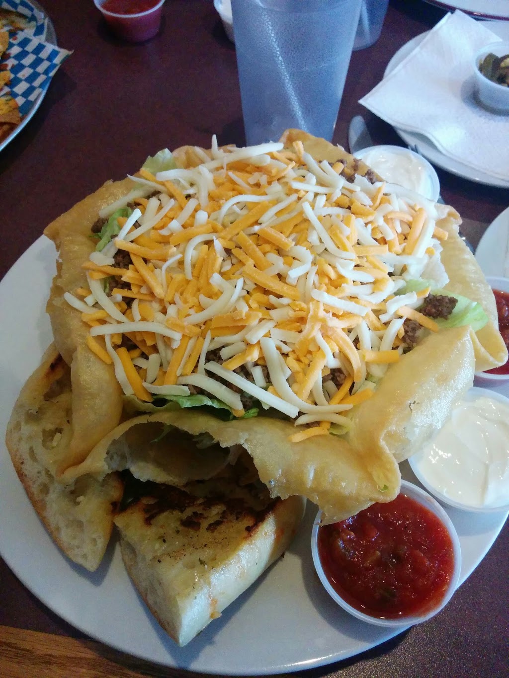 Miltons Restaurant | 2979 King St E, Kitchener, ON N2A 1A8, Canada | Phone: (519) 893-1174