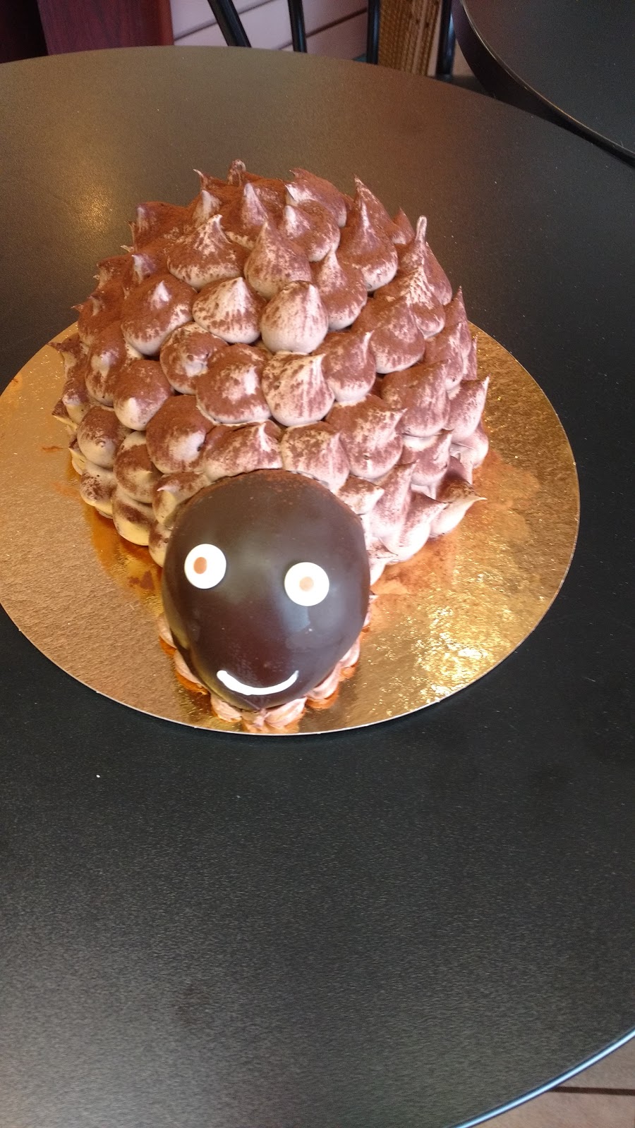 Louises Belgian Chocolates Inc | 2194 Robertson Rd, Nepean, ON K2H 9J5, Canada | Phone: (613) 726-1494
