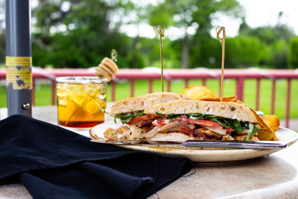Club 19 Fun Food Drink | 86 Dewars Ln, Georgetown, PE C0A 1L0, Canada | Phone: (902) 652-2332