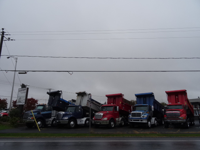 Camions & Pieces D Lussier Inc | 1275 Rue Principale, Sainte-Julie, QC J3E 0C3, Canada | Phone: (877) 613-9287