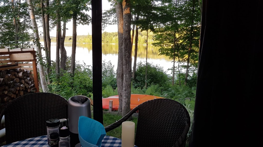 Camping Le Relais Lac-aux-Sables | 1000 Route de la Traverse, Lac-aux-Sables, QC G0X 1M0, Canada | Phone: (418) 336-3376