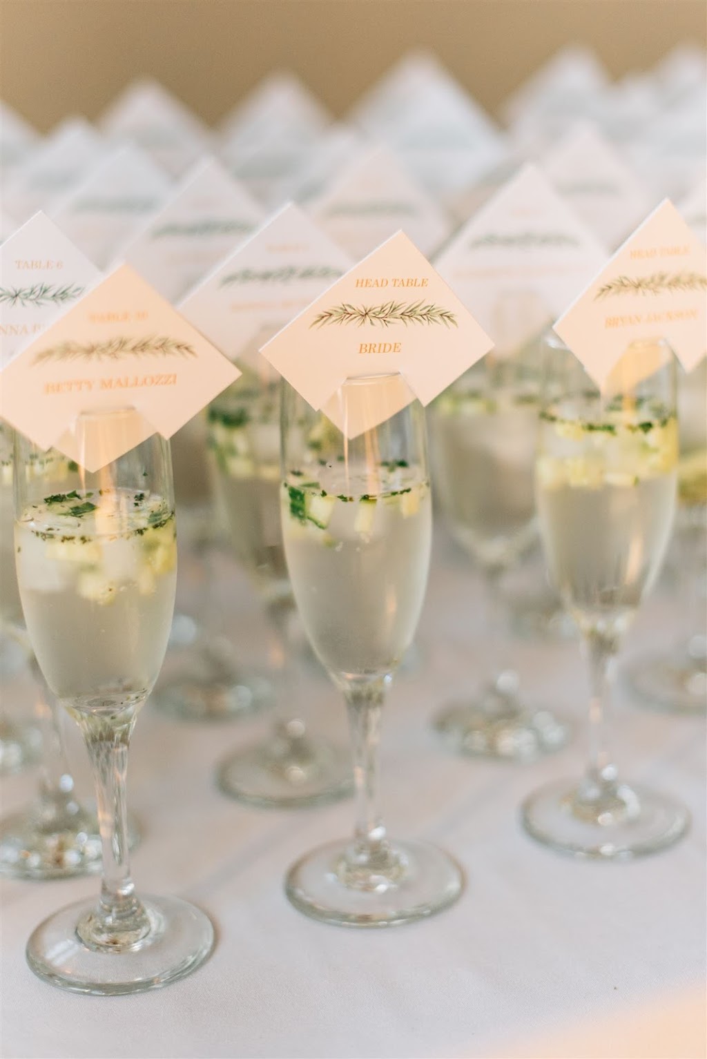 LQ Events | 34 Hemlock Way, Grimsby, ON L3M 0B5, Canada | Phone: (289) 442-1550