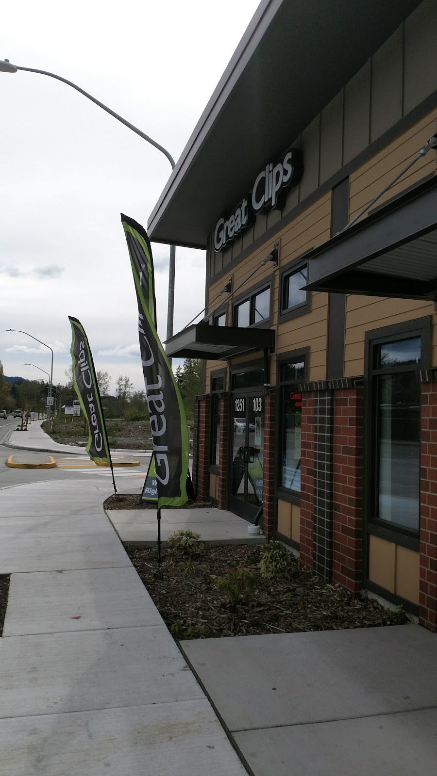 Great Clips | 1251 Lincoln St Ste 103, Bellingham, WA 98229, USA | Phone: (360) 306-8366