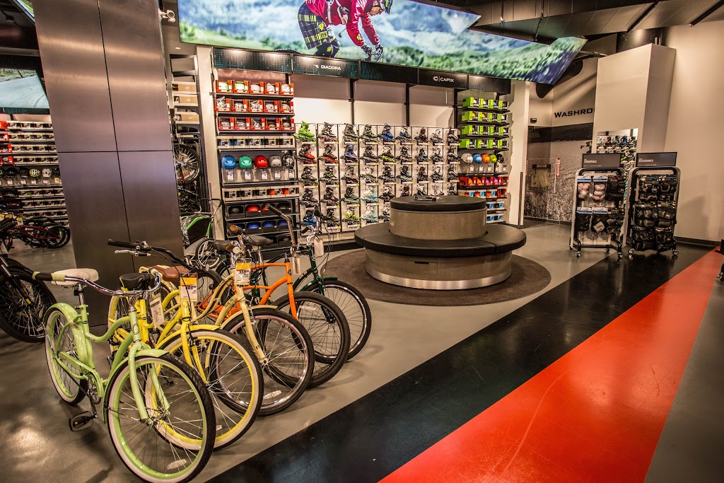 Sport Chek Sherway Gardens | 25 The West Mall Unit 1690, Etobicoke, ON M9C 1B8, Canada | Phone: (416) 621-6796