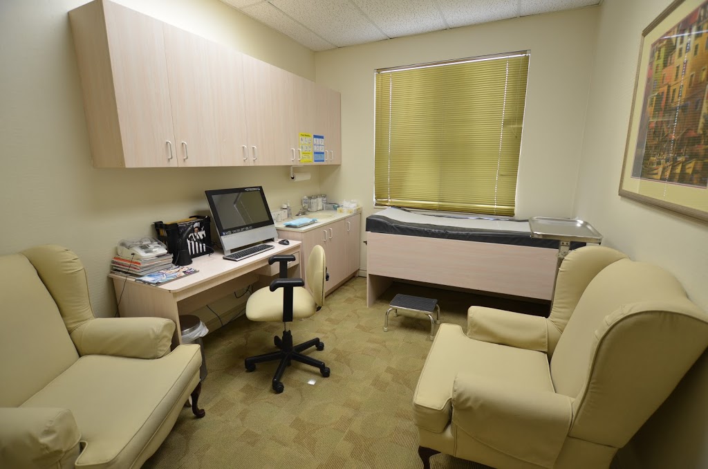 Dr. Colin Hong Plastic Surgeon 302 Sheppard Ave W, North York, ON M2N 1N5, Canada