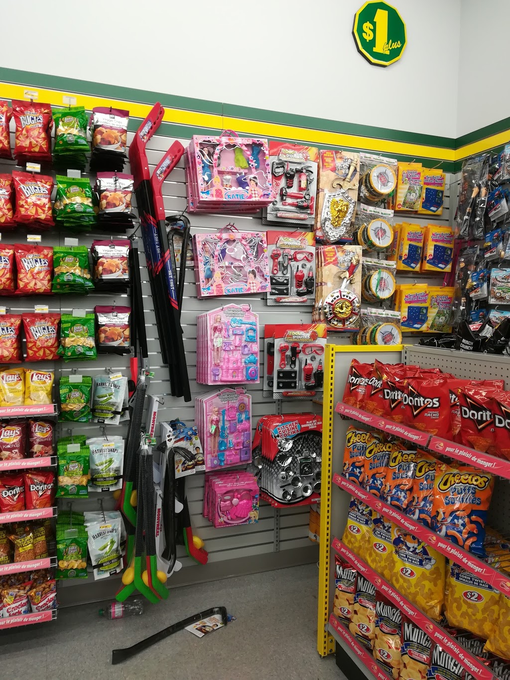 Dollarama | Mega Centre, 890 Boulevard des Prés-Verts, La Prairie, QC J5R 0R3, Canada | Phone: (450) 659-4891