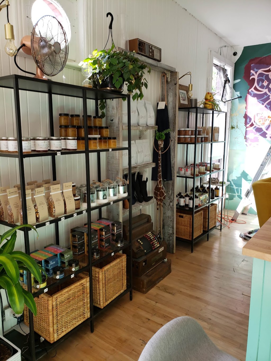 Le Saint Louis café | 4800 Rue de Bullion, Montréal, QC H2T 1Y8, Canada | Phone: (514) 543-1701