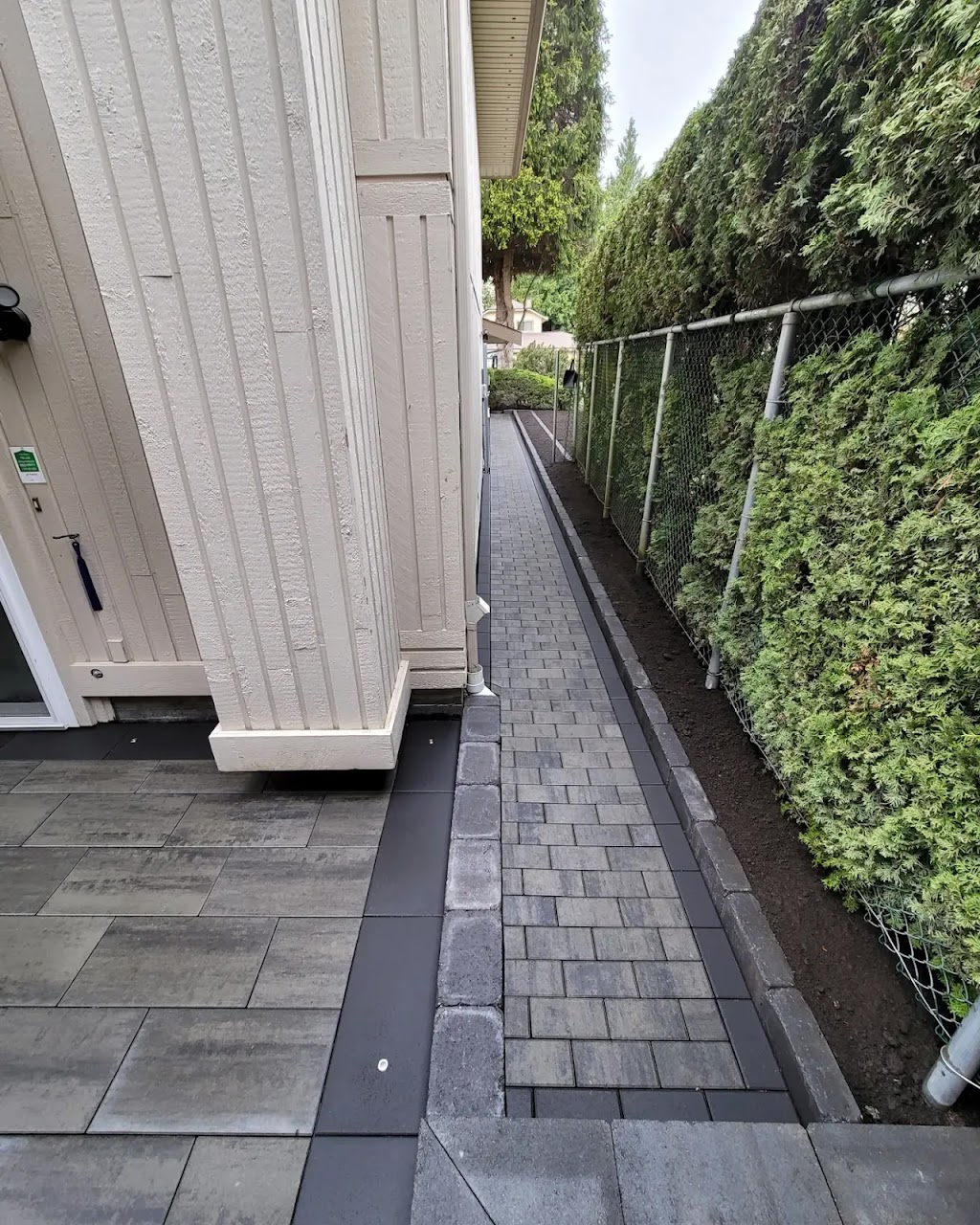Advancscape Contracting Inc | 5836 188 St, Surrey, BC V3S 7M1, Canada | Phone: (778) 809-0304