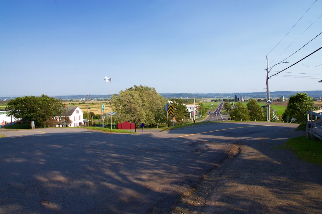 Église catholique Saint-Denis-de-la-Bouteillerie | 1 Rte de lÉglise, Kamouraska, QC G0L 1M0, Canada | Phone: (418) 498-3206