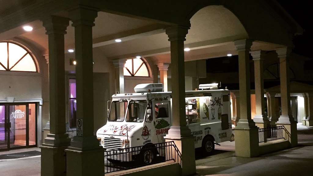 Toronto Softee-Toronto Ice Cream Trucks | Mobile Ice Cream Truck Business Adress, 58 Grassington Crescent, Brampton, ON L6S 1Z6, Canada | Phone: (416) 258-7807