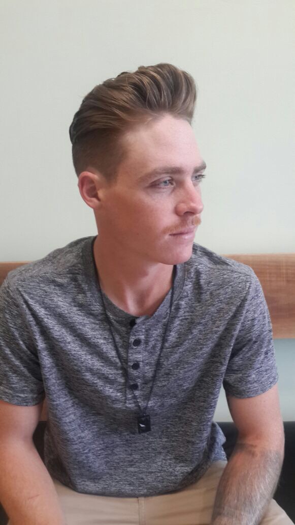 mr & salon | 866 Eglinton Ave E, East York, ON M4G 2L1, Canada | Phone: (647) 348-2200