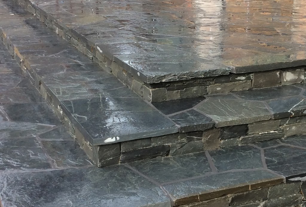 Pitch & Trace Stonework | 173 Bellamy Link, Victoria, BC V9B 0R8, Canada | Phone: (250) 588-2784