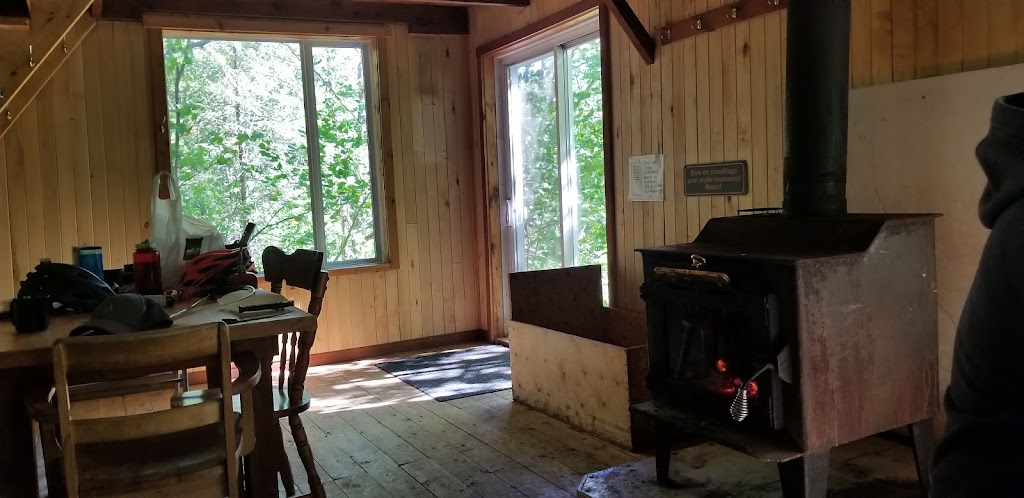 Refuge Le Draveur | Vallée Bras-du-Nord, 107 Grande Ligne, Saint-Raymond, QC G3L 2Y4, Canada | Phone: (418) 337-3635