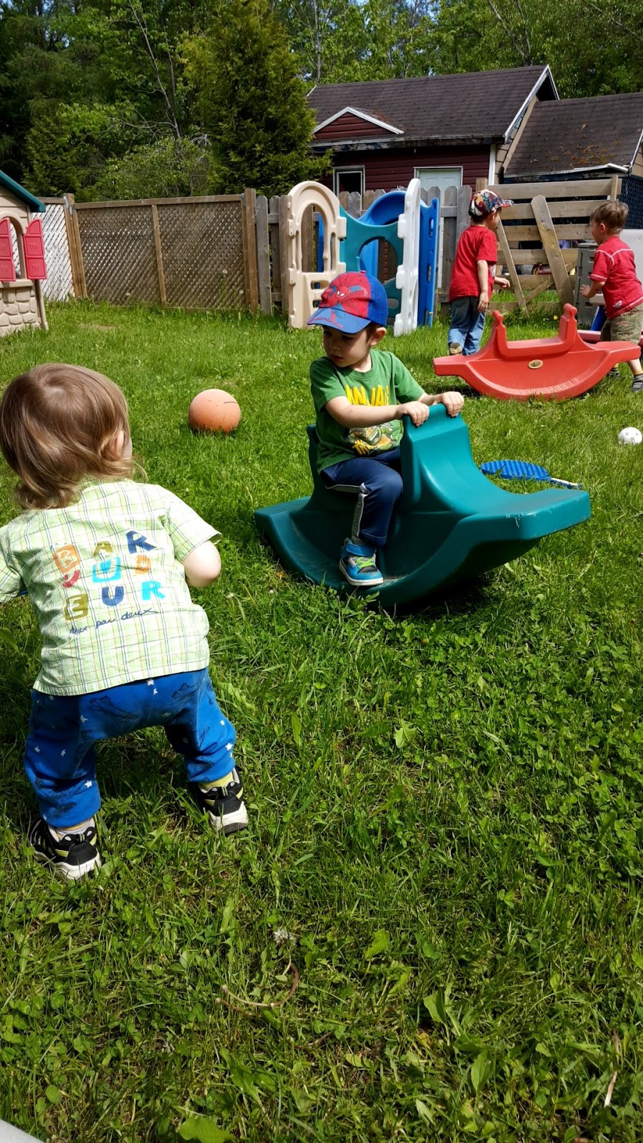Les Ptits Soleil | 454 Rue Raoul, Québec, QC G3G 2A2, Canada | Phone: (418) 609-1569