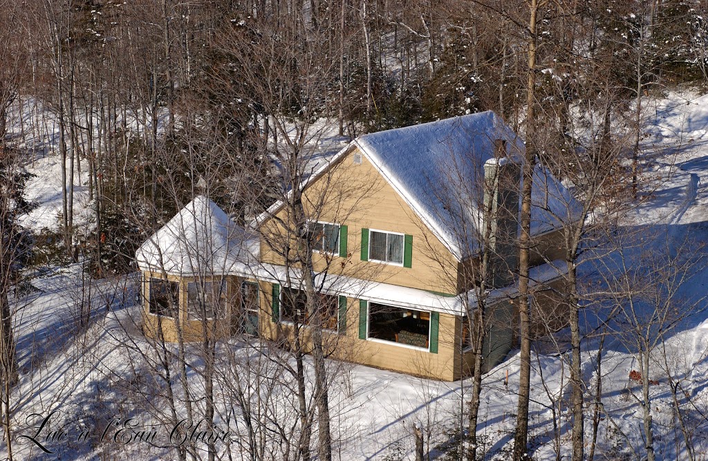 Auberge du Lac-à-lEau Claire | 500 Chemin du Lac à lEau Claire, Saint-Alexis-des-Monts, QC J0K 1V0, Canada | Phone: (819) 265-3185