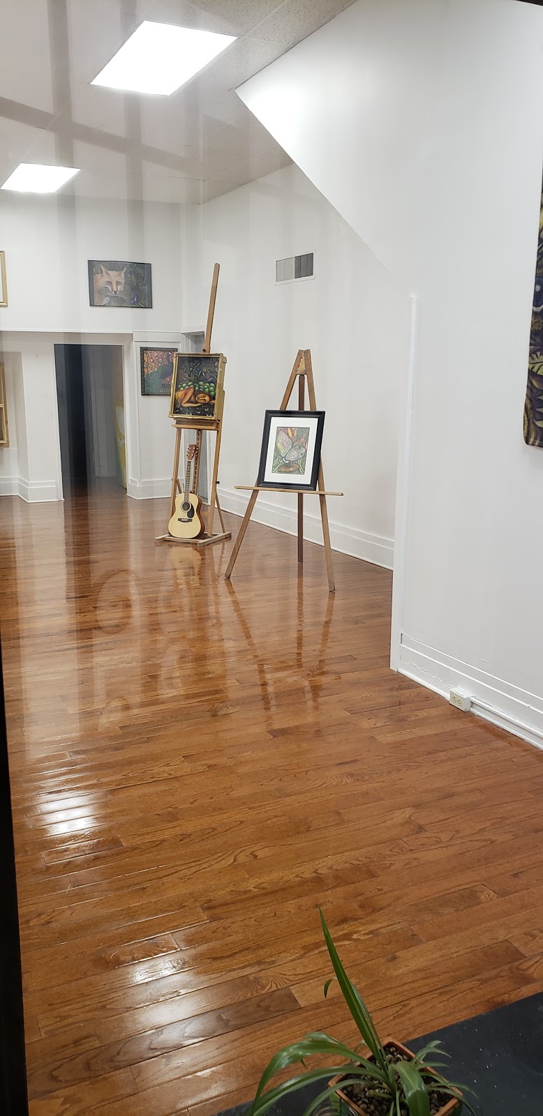 Vivid Buffalo Creative Center | 3124 Main St Suite, Buffalo, NY 14214, USA | Phone: (716) 261-8203