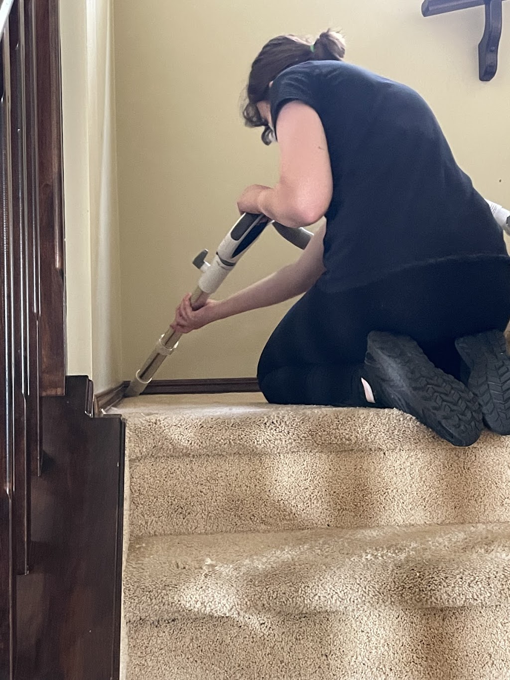 RRIS LTD CLEANING SERVICES | 973 Channelside Rd SW, Airdrie, AB T4B 3J4, Canada | Phone: (403) 852-6308