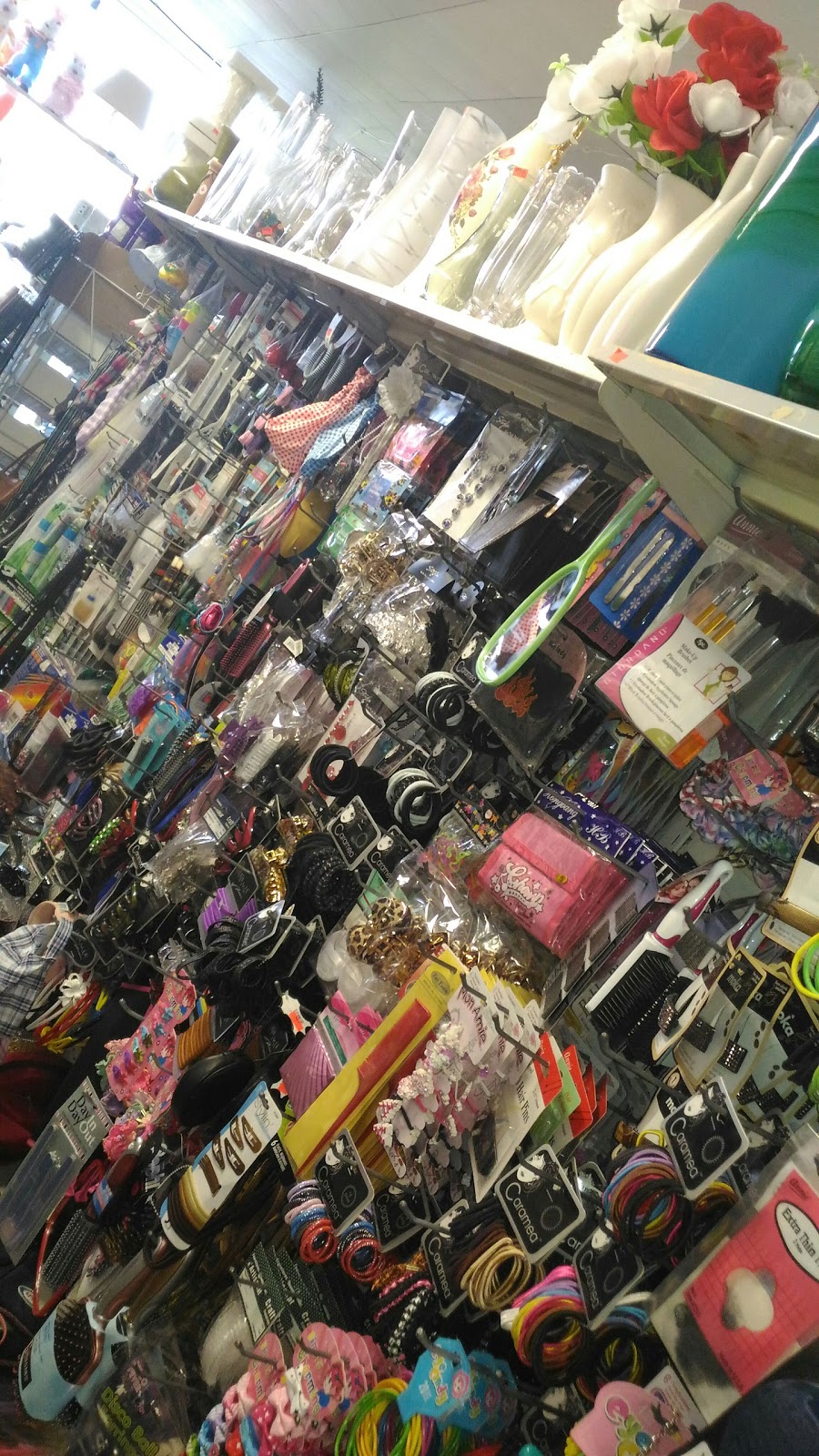 Penny Saver Variety Store | 55 Inglis St, Barrys Bay, ON K0J 1B0, Canada | Phone: (613) 656-3156
