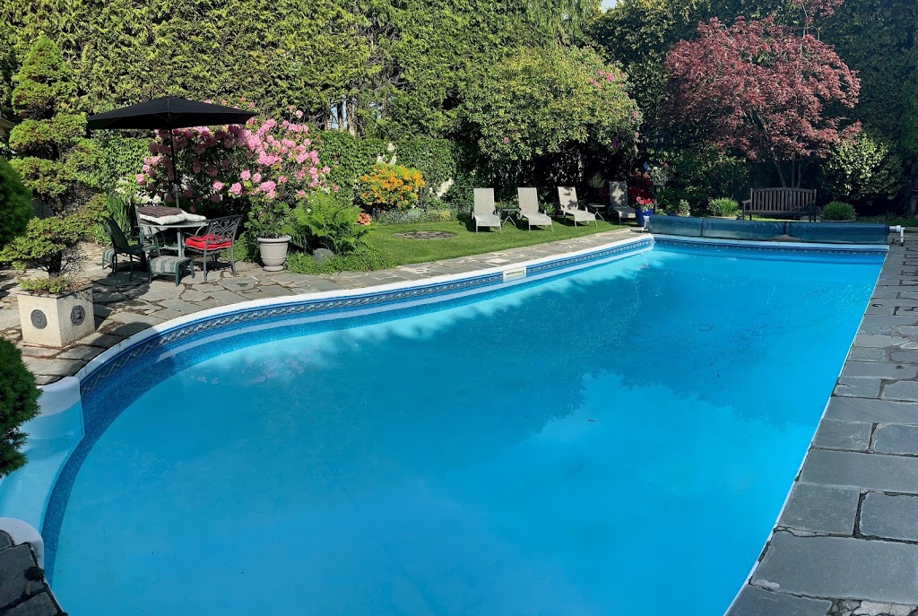 The Stone Hedge Bed and Breakfast | 5511 Cathay Rd, Richmond, BC V7C 3C9, Canada | Phone: (604) 274-1070