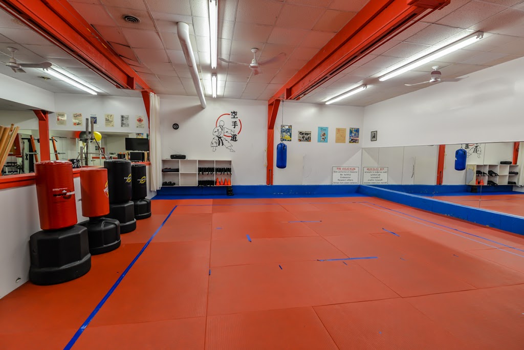 Jenning School Of Karate | 16 John St W, Bradford, ON L3Z 2B3, Canada | Phone: (905) 775-1413