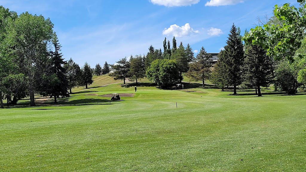 Montgomery Glen Golf & Country Club | Township Rd 464 Alberta 13, AB-2A, Wetaskiwin, AB T9A 2G2, Canada | Phone: (780) 352-5342