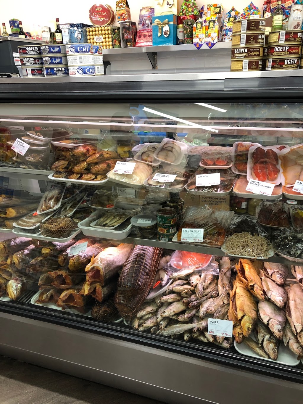 Angelas Deli | 1470 Centre St, Thornhill, ON L4J 3N1, Canada | Phone: (905) 482-0165