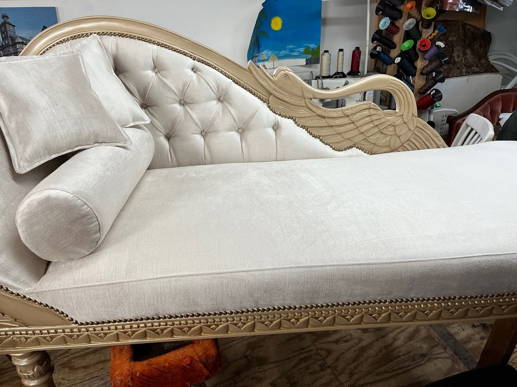 Rembourrage Camil | 7791 3e Av, Laval-Ouest, QC H7R 1Y6, Canada | Phone: (438) 221-7257