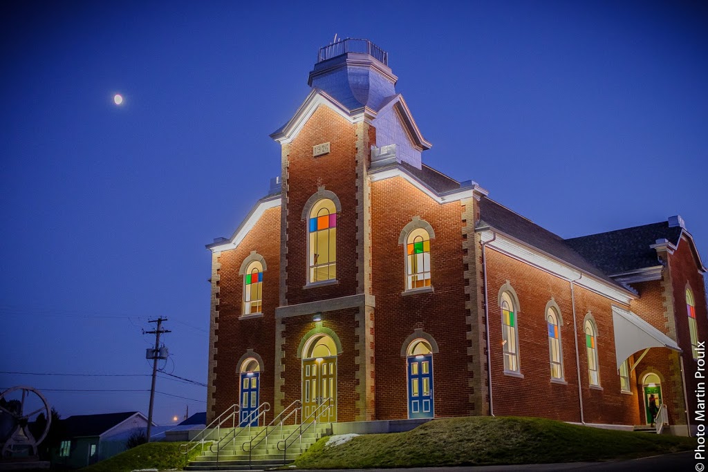 École De La Croisée | 11 Rue Saint Pierre, Saint-Rosaire, QC G0Z 1K0, Canada | Phone: (819) 758-1600