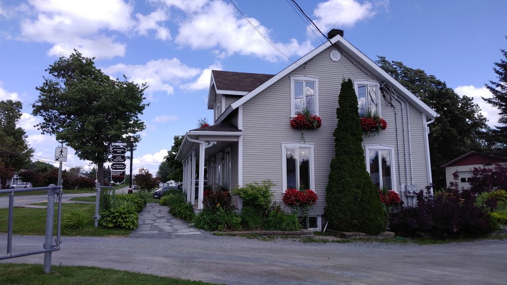 Fromagerie Nouvelle-France | 154 QC-222, Racine, QC J0E 1Y0, Canada | Phone: (450) 532-2483