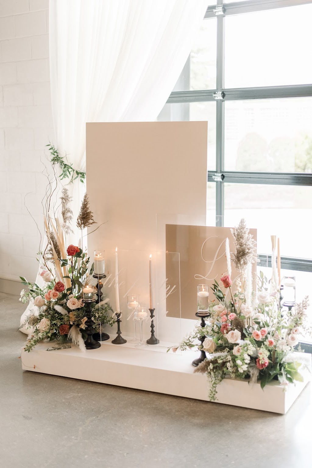 Above & Beyond Event Design and Decor | 769 Queen St E, St. Marys, ON N4X 1G2, Canada | Phone: (519) 284-3704