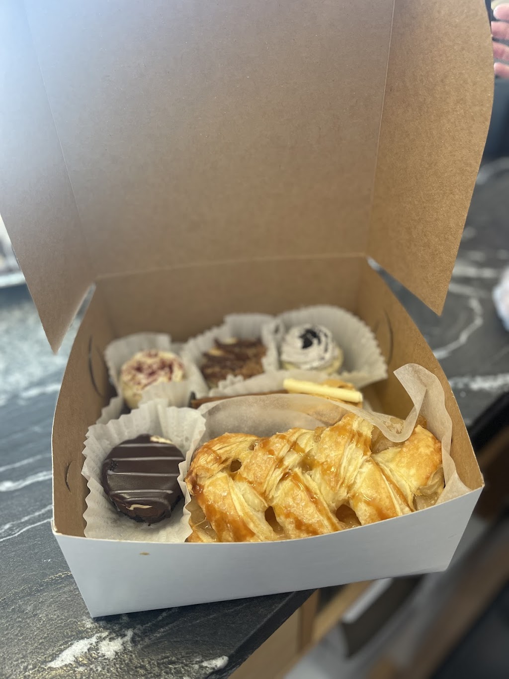 Nanny Bs Bakery | 62 Commerce Park Dr Unit L, Barrie, ON L4N 8W8, Canada | Phone: (705) 503-4966