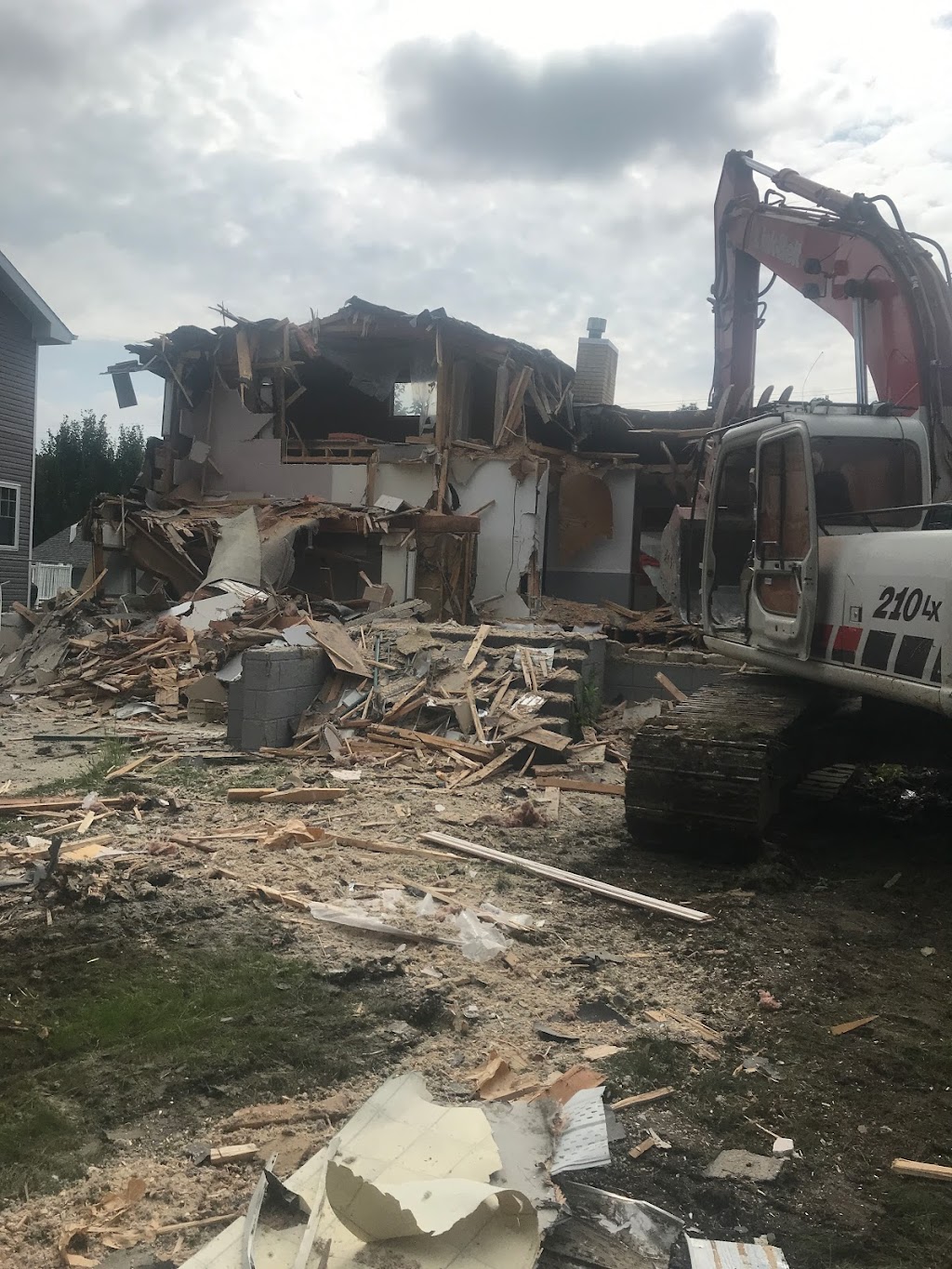 Breton Excavation Inc | 4803 42 Ave, Beaumont, AB T4X 1E9, Canada | Phone: (780) 220-9529