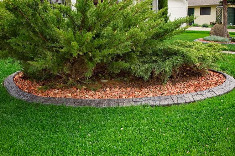 Creative Edge Curbing | 618 Helmsdale Ave, Winnipeg, MB R2K 0W8, Canada | Phone: (204) 403-2047