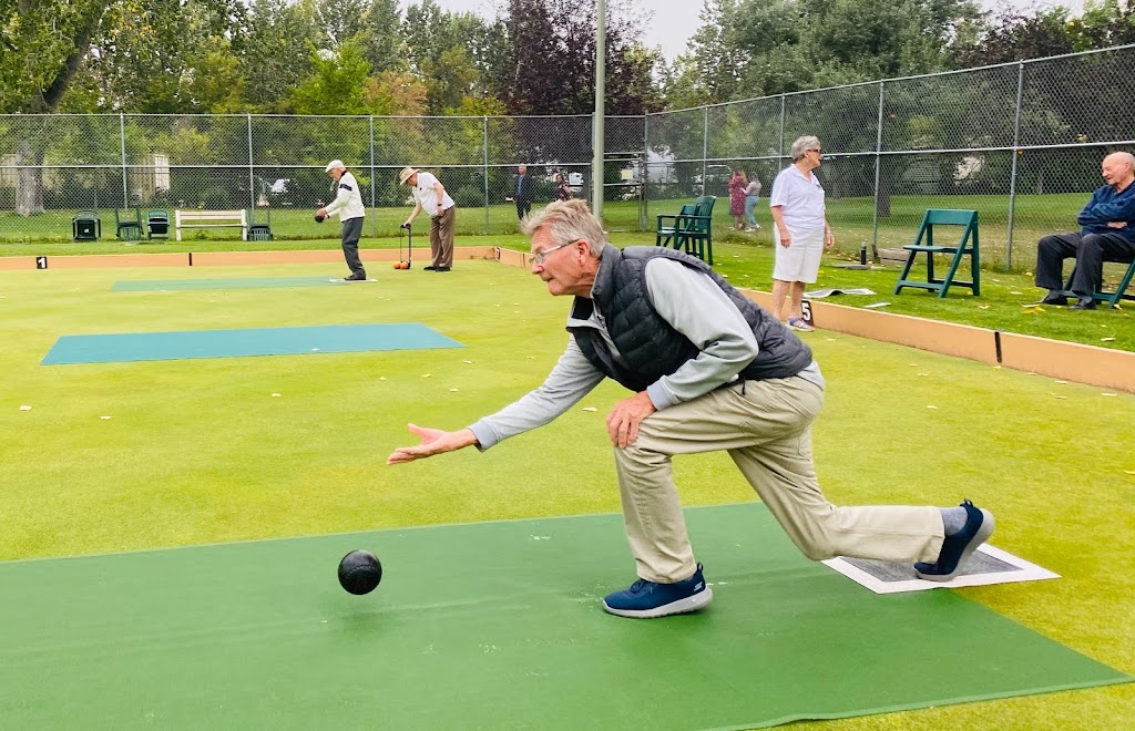 Stanley Park Lawn Bowling Club | 350 42 Ave SW, Calgary, AB T3C 1Y3, Canada | Phone: (403) 532-8006