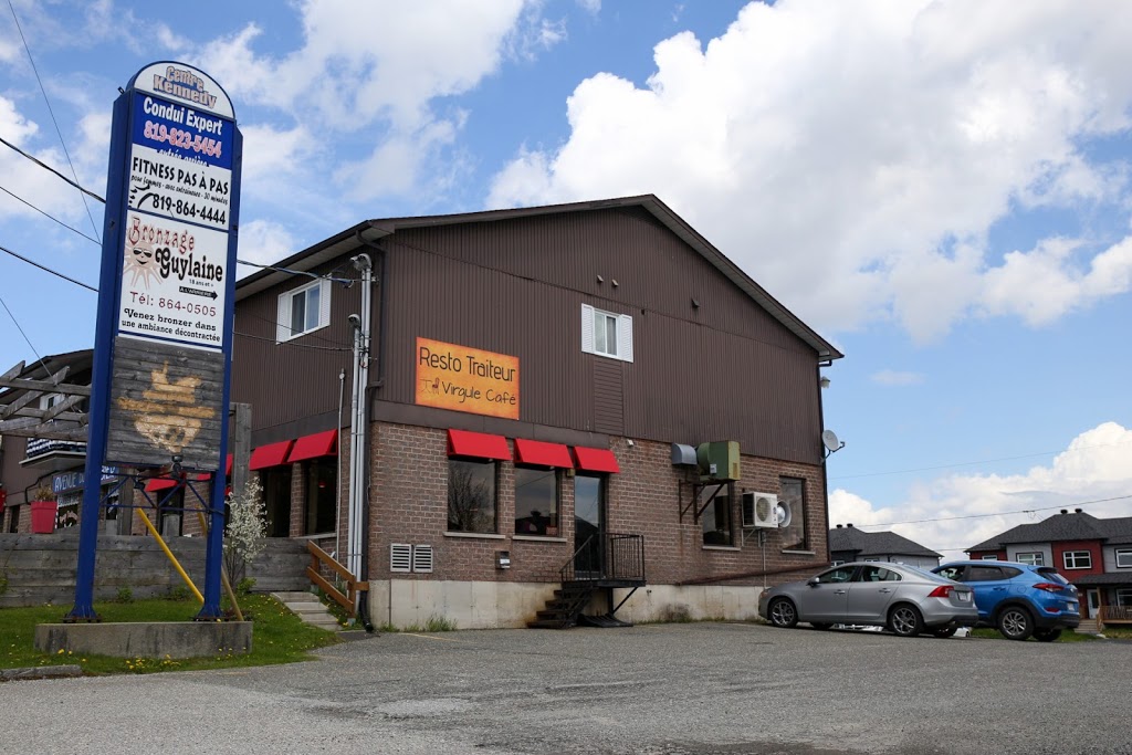 Virgule Apéritif Café | 103-5400 Rue du Président-Kennedy, Sherbrooke, QC J1N 2P7, Canada | Phone: (819) 864-1717