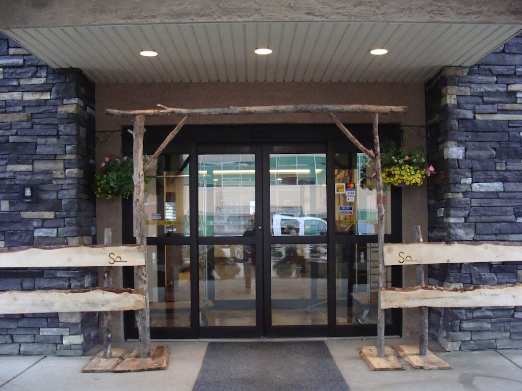 Simply Western & Christmas Decor Rentals | 226163 64 St W, De Winton, AB T1S 0R7, Canada | Phone: (403) 389-3590