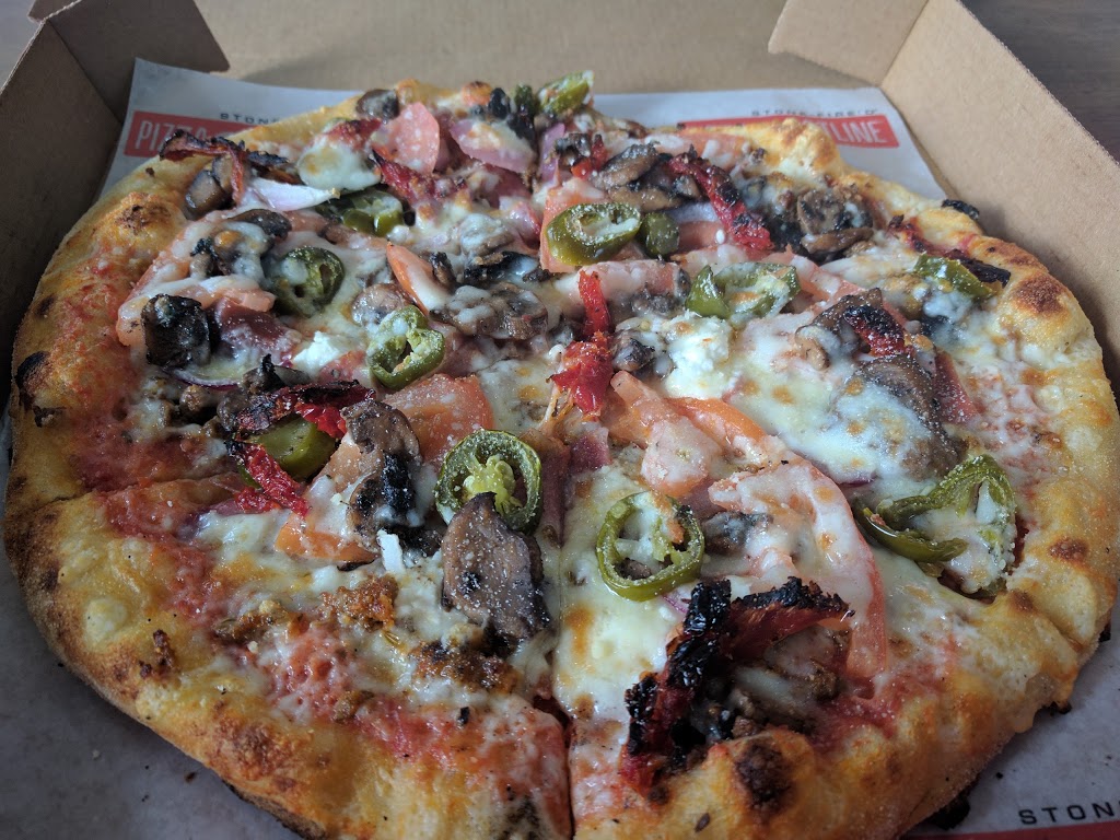 Pizza Hotline Stone-Fired | 295 Main St, Selkirk, MB R1A 1S7, Canada | Phone: (204) 818-2222