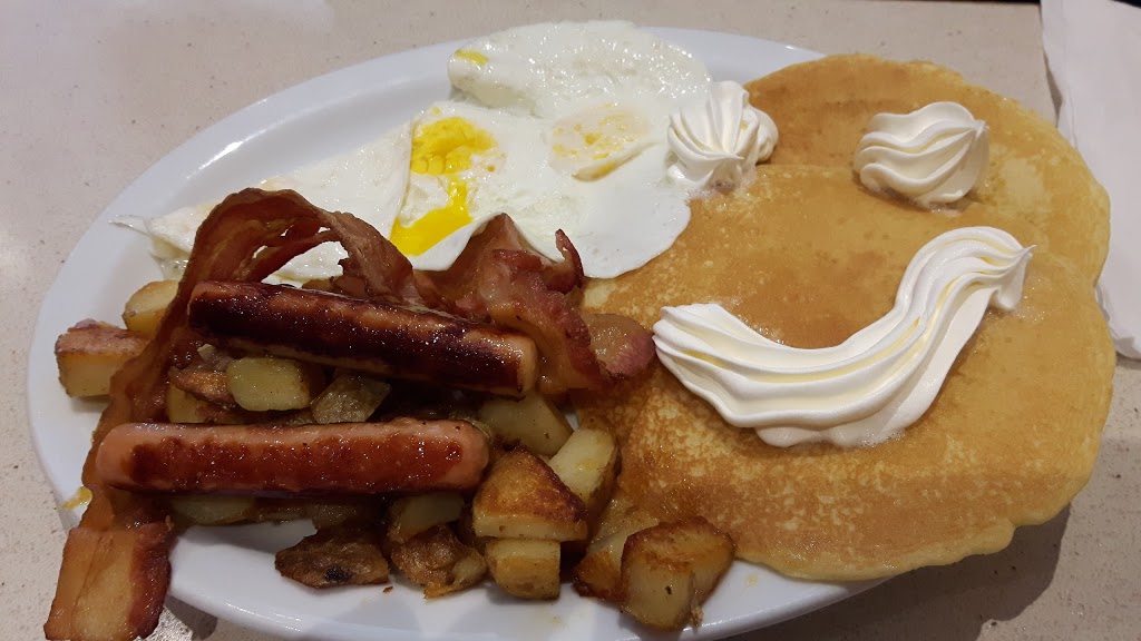 FlapJacks Barrie | 490 Mapleview Dr W, Barrie, ON L4N 6C3, Canada | Phone: (705) 503-8008
