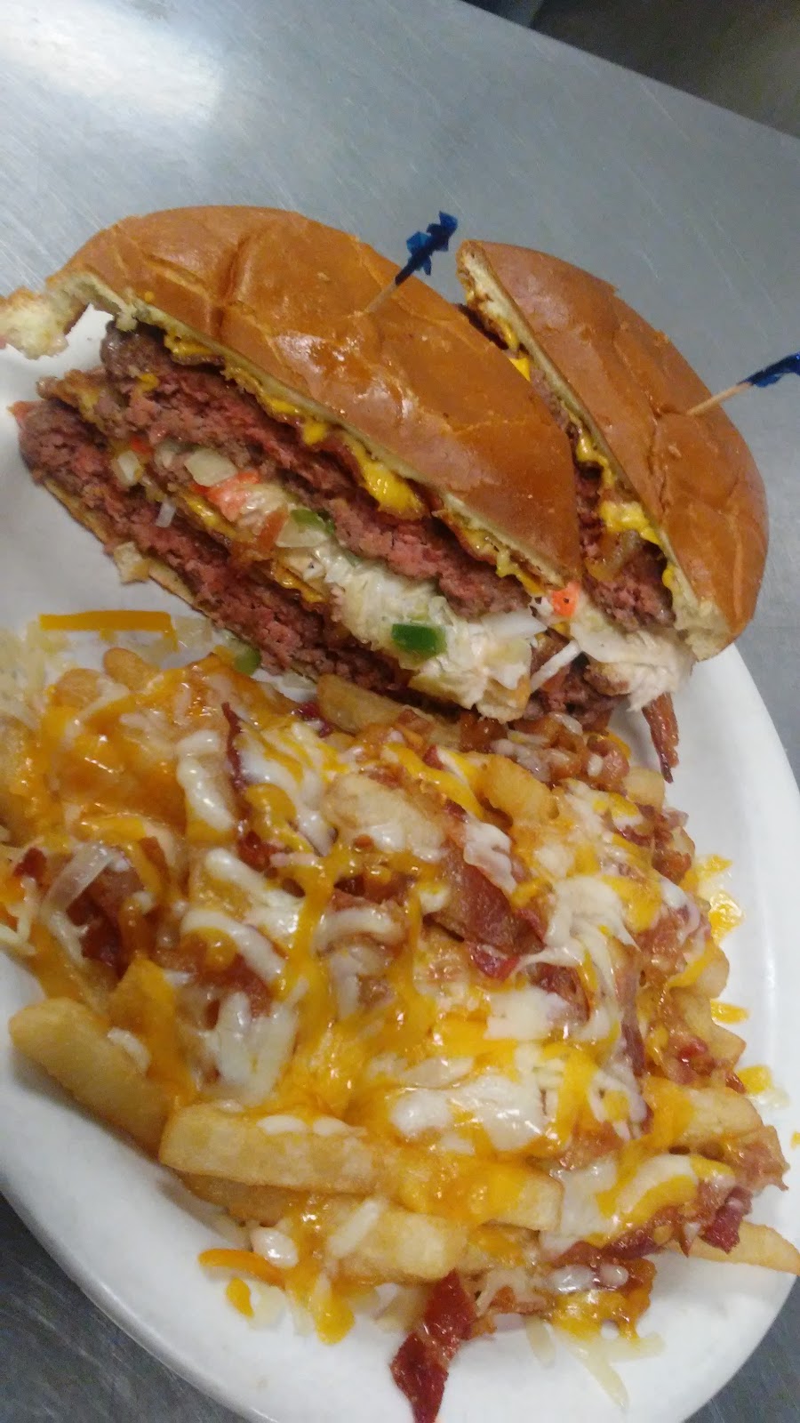 New York Deli | 35254 23 Mile Rd, New Baltimore, MI 48047, USA | Phone: (586) 716-5700
